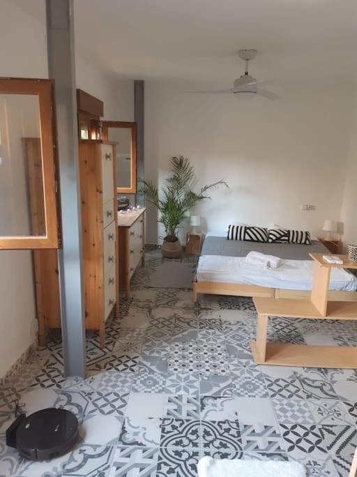 Precioso Apartamento Con A/A En Ruzafa Con Terracita Privada Y Acceso A Un Jardin, Para 2-3 Personas Valencia Eksteriør bilde