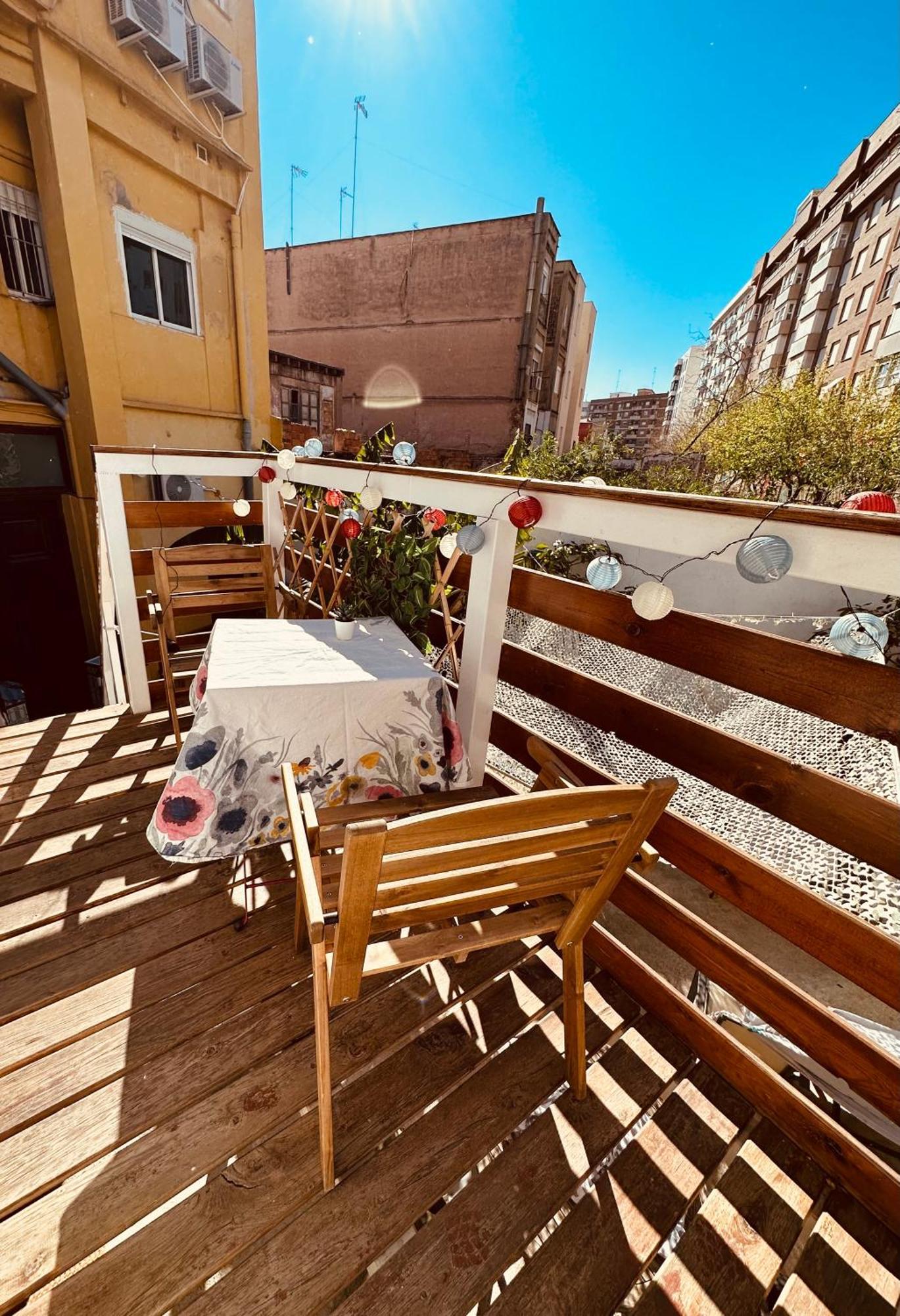 Precioso Apartamento Con A/A En Ruzafa Con Terracita Privada Y Acceso A Un Jardin, Para 2-3 Personas Valencia Eksteriør bilde